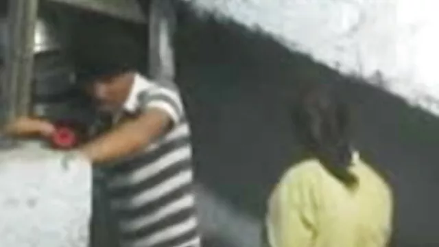 वास्तविकता-सींग का बना हुआ पत्नी मुर्गा के लिए पूछता है सेक्सी मूवी फिल्म फुल एचडी में