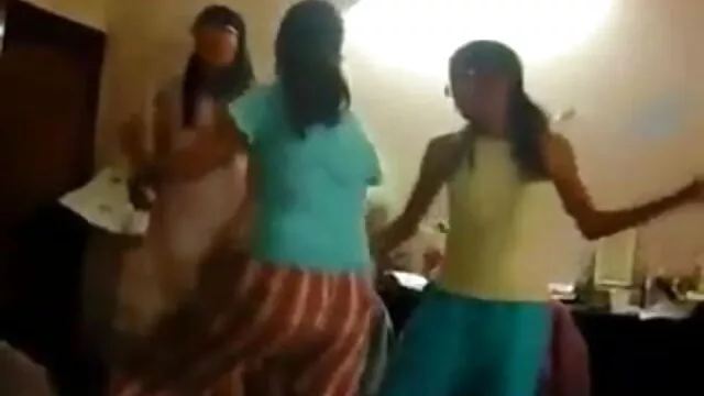 HOTGOLD Busty पुर्तगाली लगता है सेक्सी वीडियो फुल मूवी एचडी लंड सुन्न