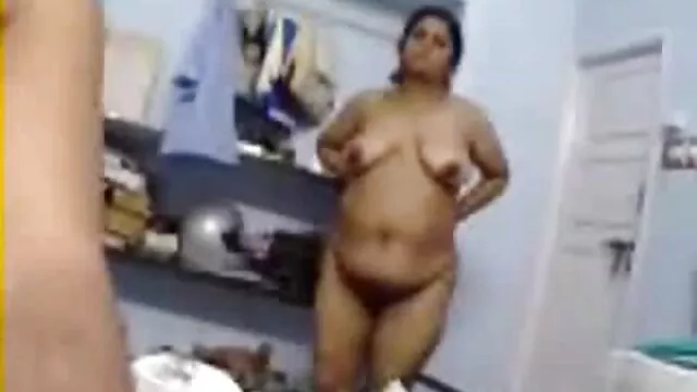 सींग फुल एचडी सेक्सी फिल्म वीडियो में का बना समलैंगिक बेकार है और खिलौने एक युवा सींग का बना फूहड़