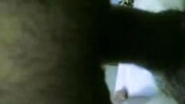दोस्तों नेक्स्ट डोर (Соседи -)): Размер имеет значение सेक्सी फुल एचडी वीडियो मूवी