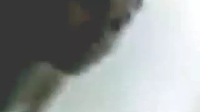 बदसूरत हिंदी मूवी सेक्सी फुल एचडी वॉलपेपर-किशोर प्रेमिका उसके रास्ते पाने के लिए मुर्गा बेकार है