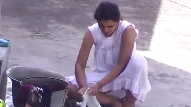 सुनहरे बाल वाली पारलैंगिक सेक्स ब्लू फिल्म फुल एचडी में हिजड़ा
