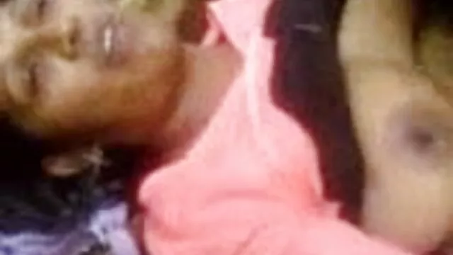 सींग का बना फुल मूवी सेक्सी एचडी हुआ मेरे डिक चूसने बाथटब में