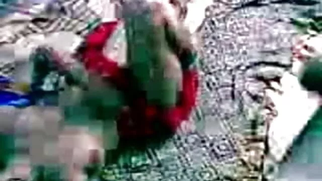 दो सेक्सी बीएफ फुल मूवी एचडी त्रिशंकु चूसने और कमबख्त मेरे सोफे पर